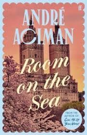 ROOM ON THE SEA