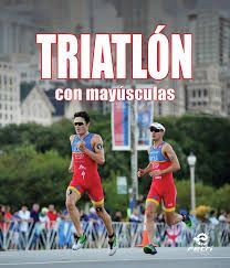 TRIATLÓN CON MAYUSCULAS
